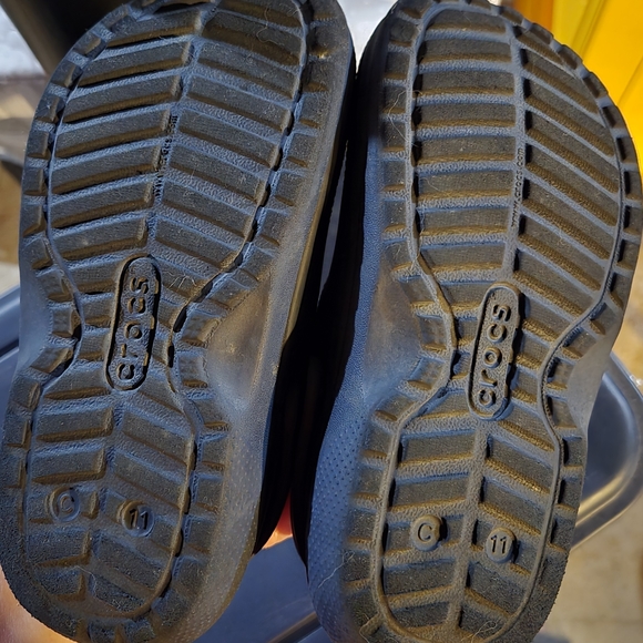 Crocs Kids Blue Clogs - Picture 2 of 3